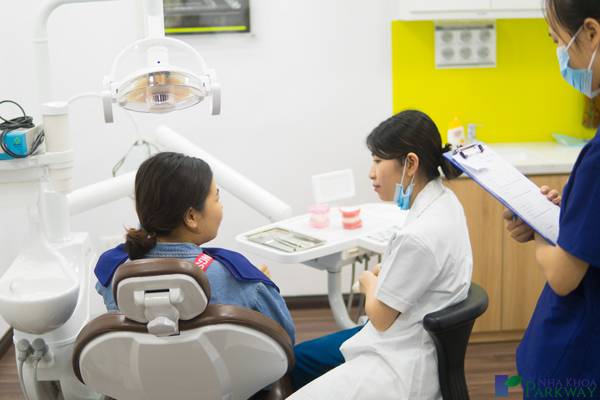 trồng răng Implant có đau không