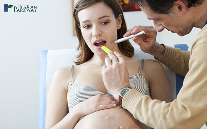 Chăm sóc răng miệng trong thời kỳ mang thai