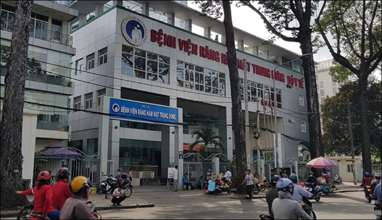 Trồng răng implant tại bệnh viện răng hàm mặt Trung Ương