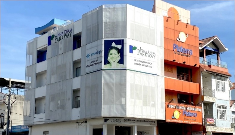 Nên thăm khám nha khoa uy tín khi cảm thấy quá trình chỉnh nha có vấn đề