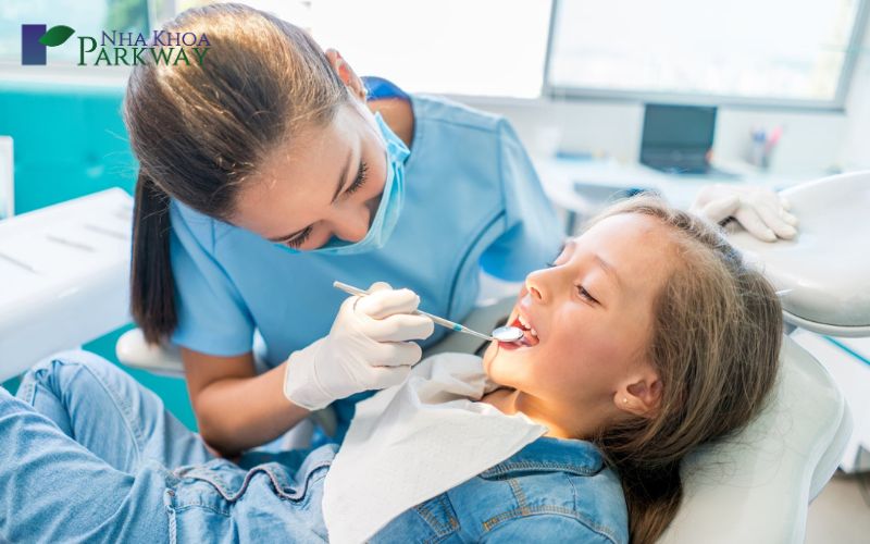 Tình trạng răng sữa sâu chỉ còn chân răng ở trẻ em