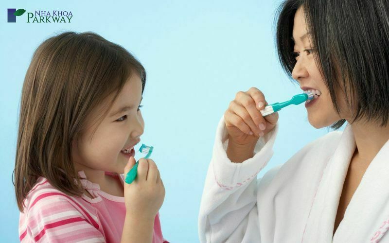 Cách chăm sóc cho trẻ thay răng sữa