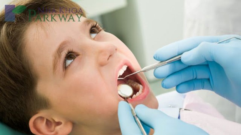 Cách xử lý khi răng sữa rụng nhưng răng vĩnh viễn mọc chậm