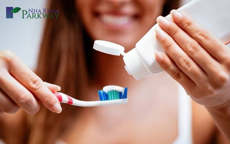 Cách chăm sóc và vệ sinh răng giả tháo lắp nhựa dẻo