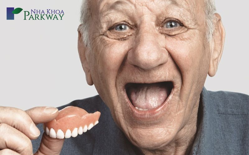 Những đối tượng cần sử dụng hàm răng giả nhựa dẻo là ai?