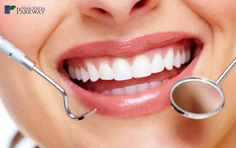 Bọc răng sứ khắc phục tình trạng răng đen hiệu quả mang lại cho bạn nụ cười tươi tắn rạng rỡ