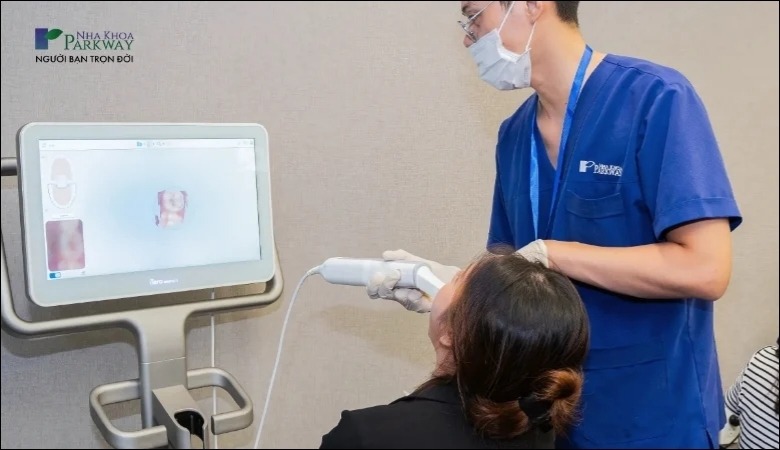 Bác sĩ tại Nha khoa Parkway có đầy đủ chuyên môn và kinh nghiệm thực hành Invisalign