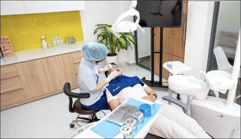 Bác sĩ Invisalign Red Diamond tại Parkway sở hữu kinh nghiệm thực tiễn vô cùng phong phú