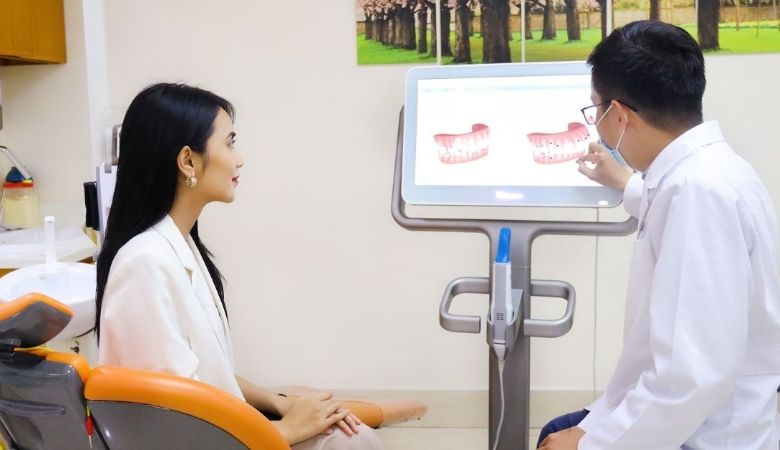 Khoa Răng Hàm Mặt của Bệnh viện Đại học Y Dược TP.HCM với đội ngũ bác sĩ có trình độ chuyên môn cao và kinh nghiệm dày dặn