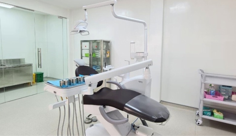 Lựa chọn dịch vụ vệ sinh răng miệng tại nha khoa chất lượng và hiện đại