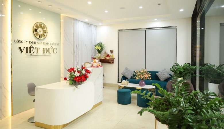 Bọc răng sứ uy tín tại nha khoa quốc tế Việt Đức